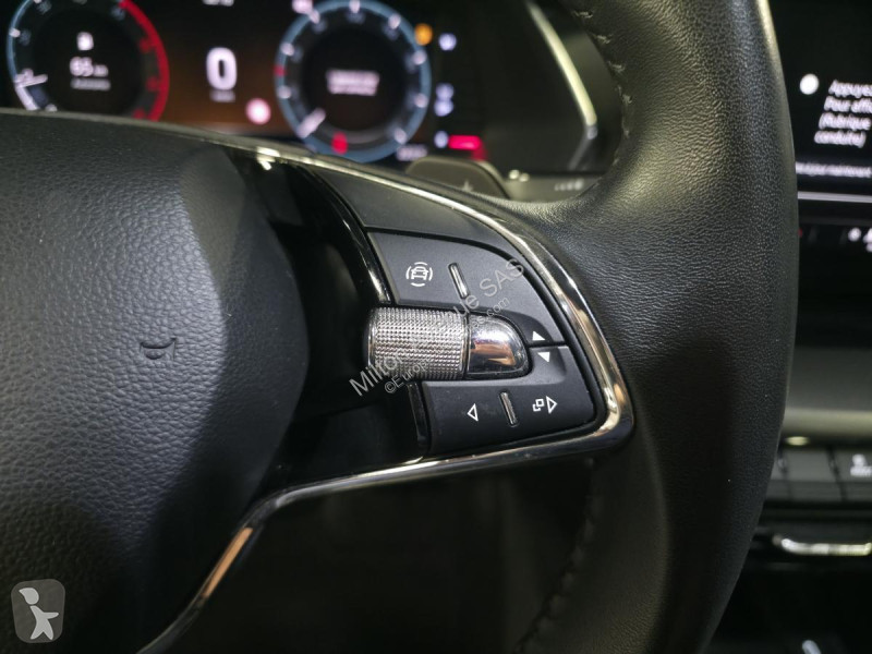 Véhicule utilitaire Skoda OCTAVIA Combi 2.0 TDI...