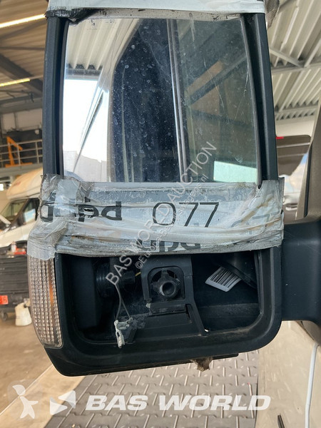 Лекотоварен автомобил Mercedes 312
