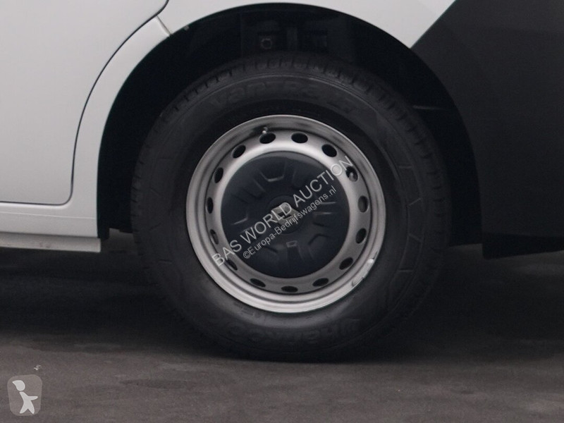 Furgoneta Renault 135PK