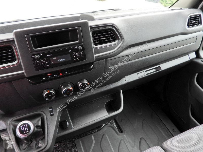 Лекотоварен автомобил Renault  MASTER