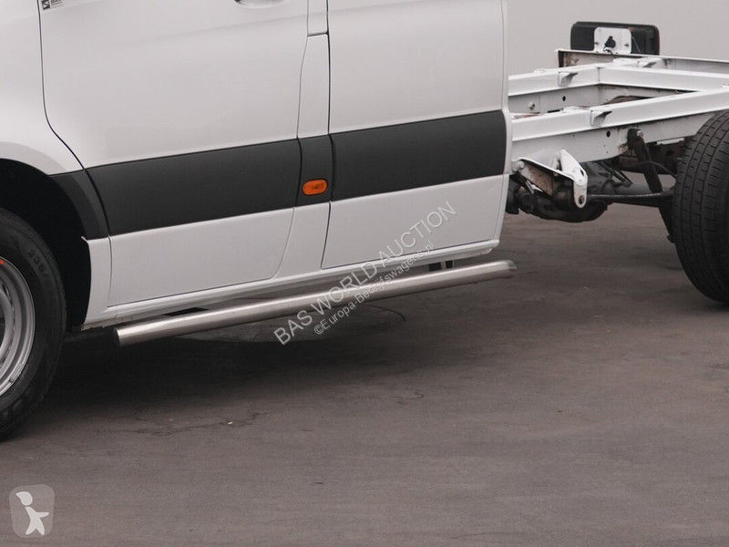 Лекотоварен автомобил Mercedes 311 CDI