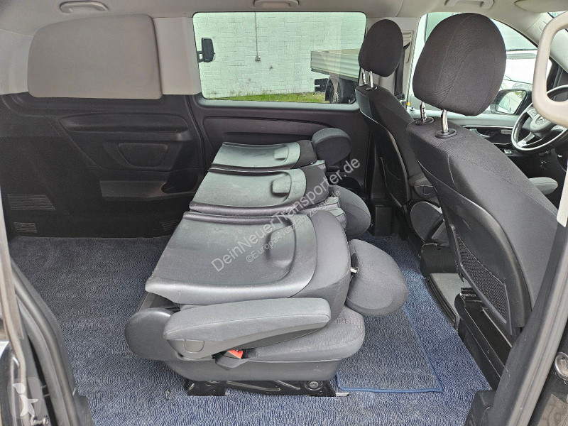 Лекотоварен автомобил Mercedes 119 CDI MIXTO...