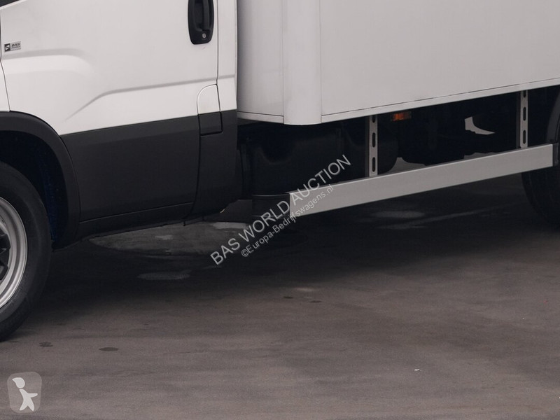 Bedrijfswagen Iveco 35S14