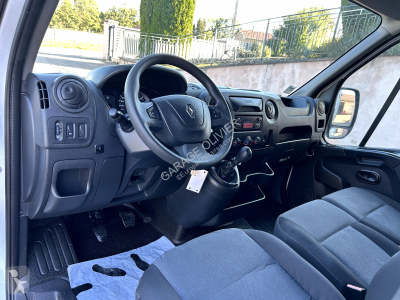 Коммерческий автомобиль Renault Benne F3500 L2...