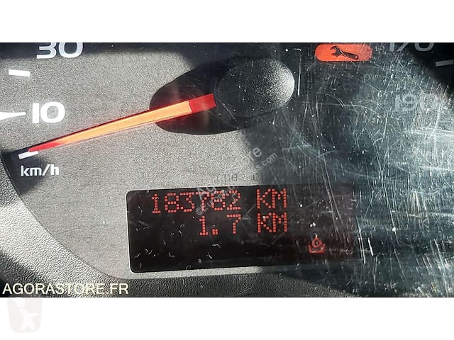 Коммерческий автомобиль