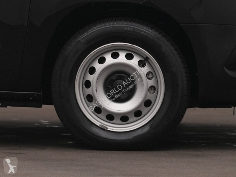 Haszongépjármű Opel e 136pk -e