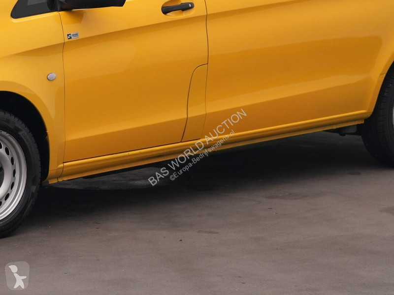 Furgoneta Mercedes