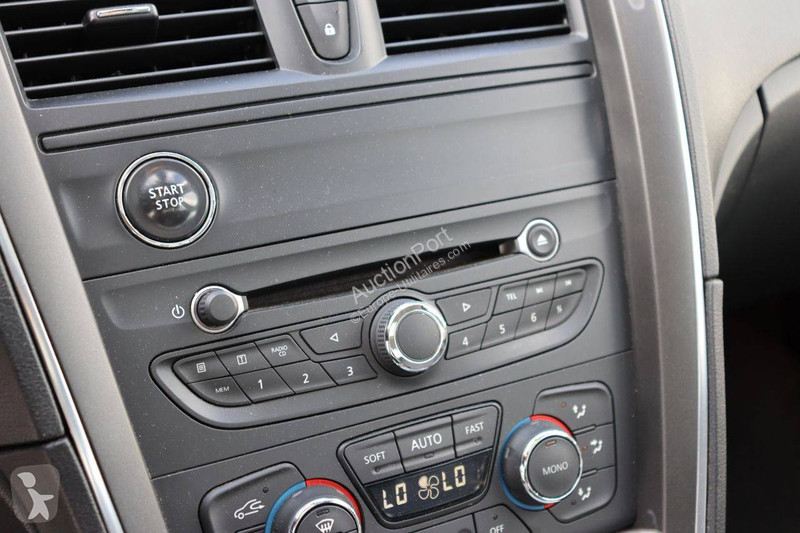 Haszongépjármű Renault  latitude