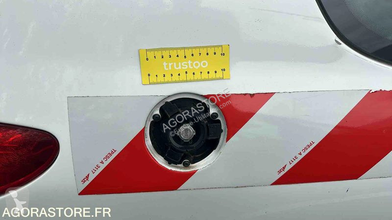 Veículo utilitário Peugeot 206