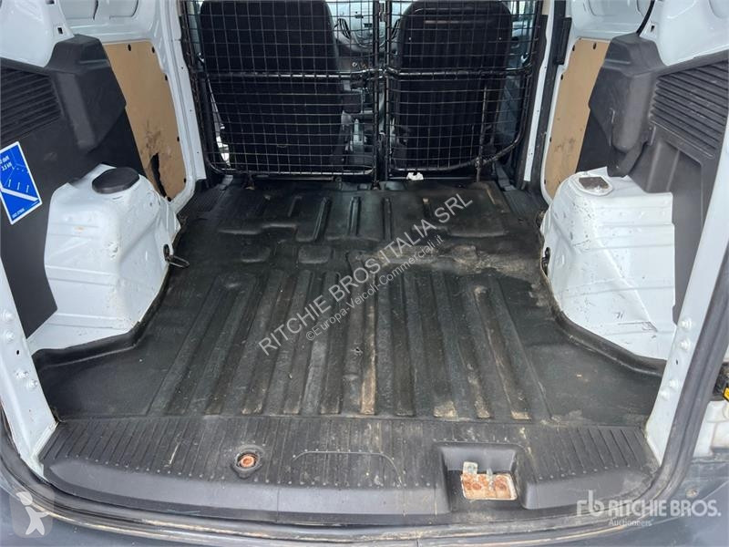 Veículo utilitário Ford Courier Cargo Van