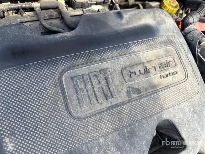 Veículo utilitário Fiat 4X4 Cross Automobile