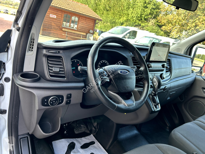 Véhicule utilitaire Ford 300 L1H1 2.0 Ecoblue...