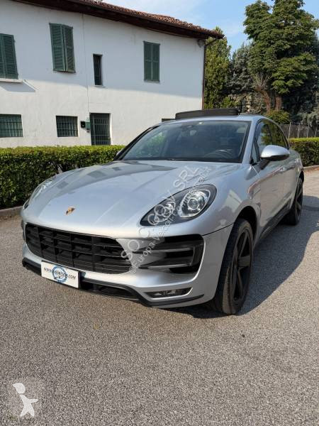 Véhicule utilitaire Porsche