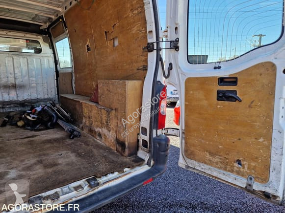 Véhicule utilitaire