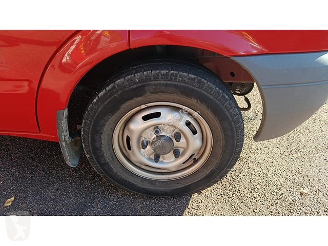 Коммерческий автомобиль Ford TRANSIT