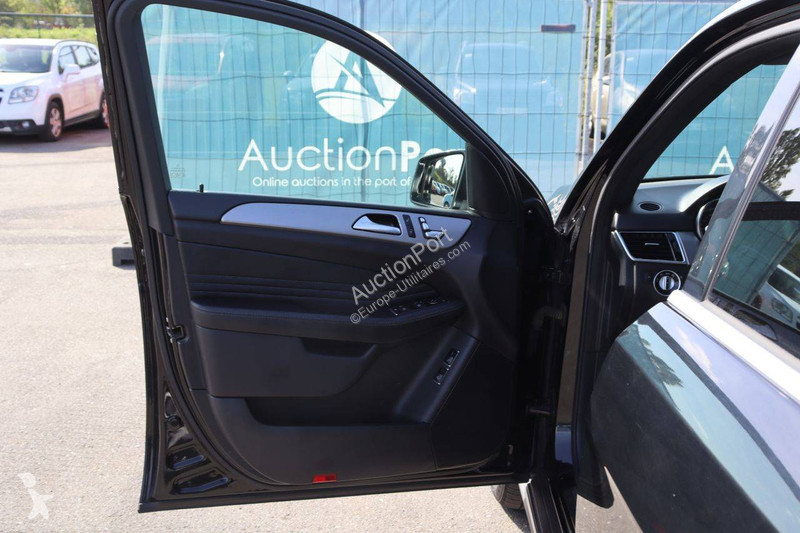Mercedes d 4MATIC GLE van