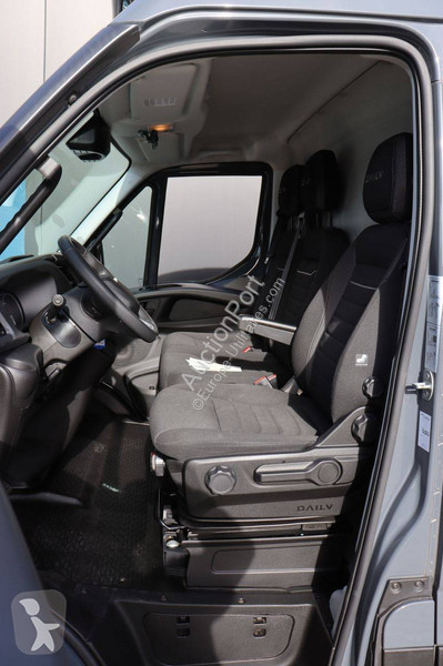 Nyttofordon Iveco 35S18