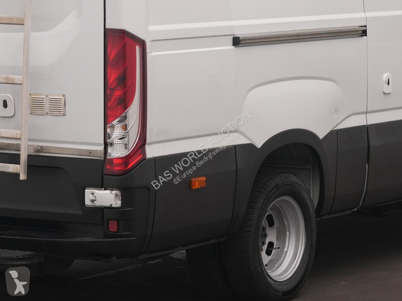 Úžitkové vozidlo Iveco 50C18