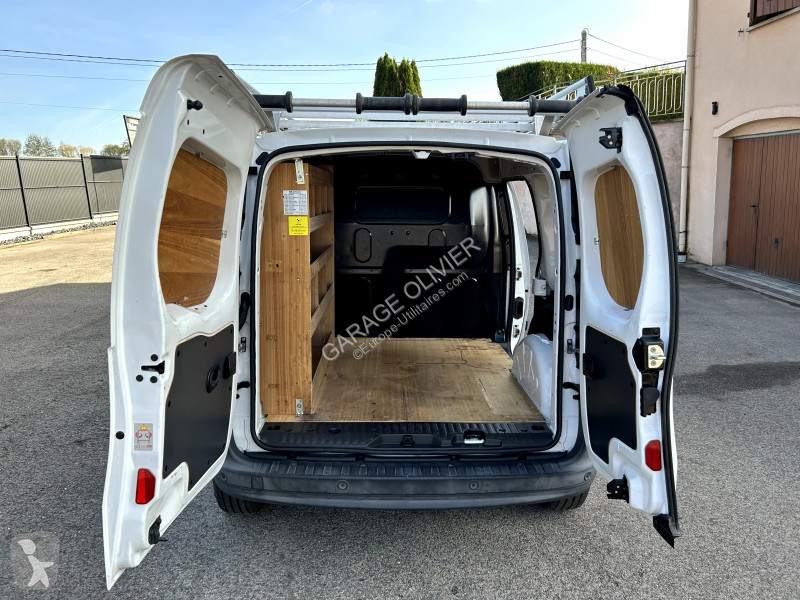 Лекотоварен автомобил Renault 1.5 dci Grand...