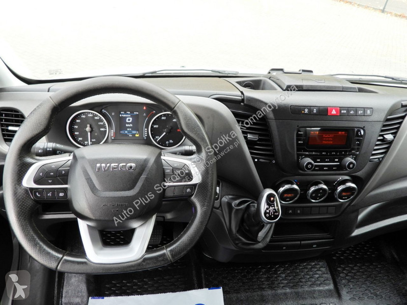 Véhicule utilitaire Iveco 35C16 DAILY