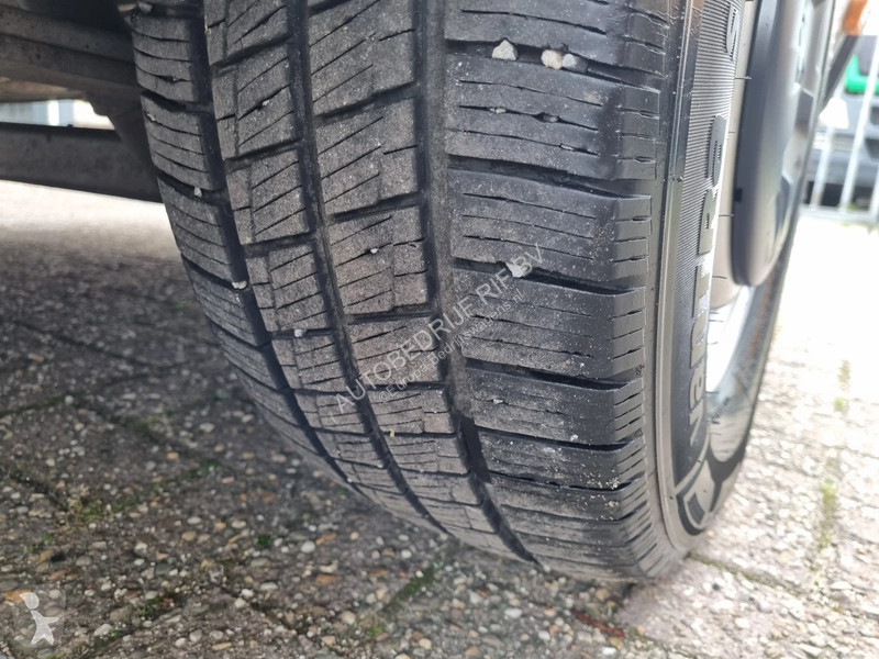 Véhicule utilitaire Renault 2.3 DCI Hoogwerker...