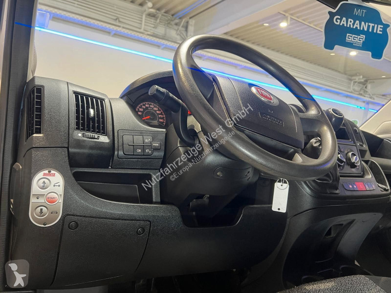 Véhicule utilitaire Fiat...