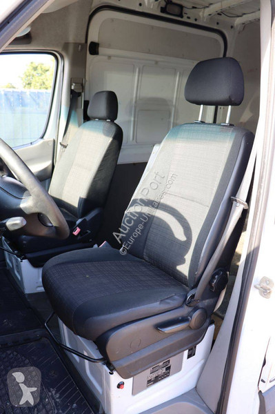 Véhicule utilitaire Mercedes 310 CDI