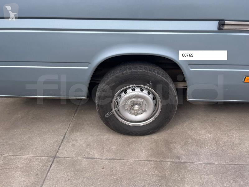 Mercedes  van