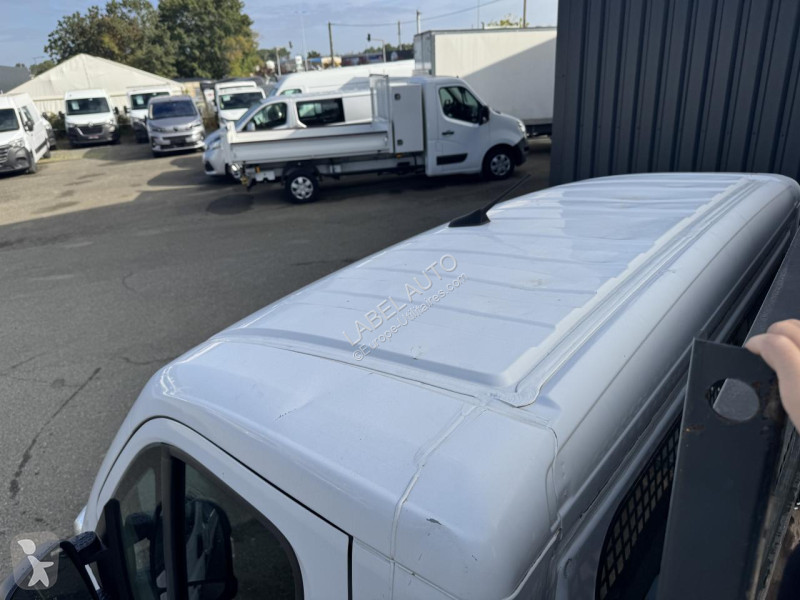 Citroën JUMPER 3T5 PLATEAU 4M20 2.2 HDI 140CH van