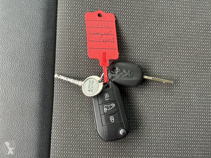 Peugeot 50kWh 136PK Elektrisch 230km WLTP L3...