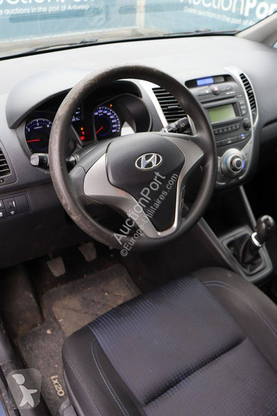 Hyundai ix20 van