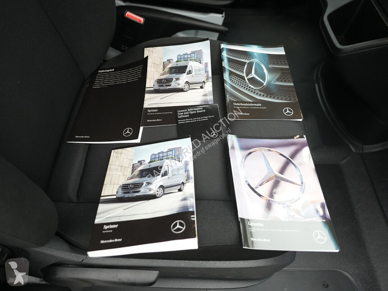 Mercedes 315 CDI van