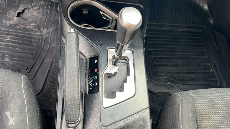 Toyota (HYBRID / AUTOMATIC GEARBOX / BOITE AUTO...