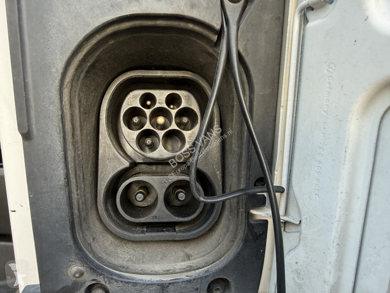 Varevogn Volkswagen 37,3kWh 113PK L2H1...