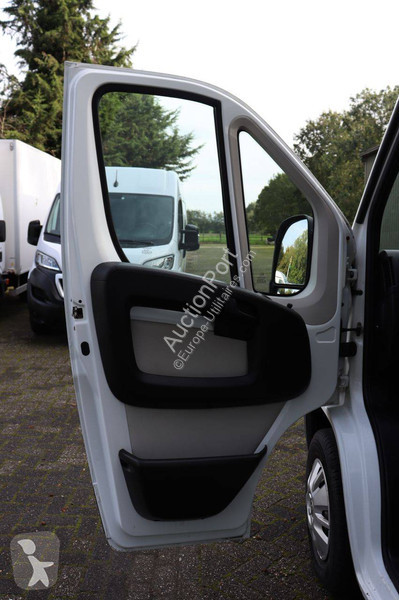 Bedrijfswagen Peugeot