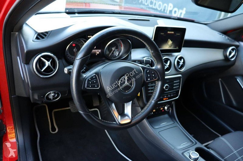 Bedrijfswagen Mercedes D GLA