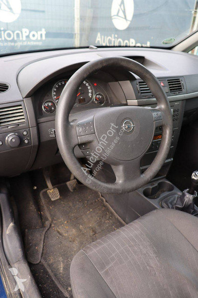 Véhicule utilitaire Opel