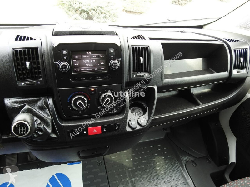 Autoutilitară Peugeot BOXER FURGON CHŁODNIA...