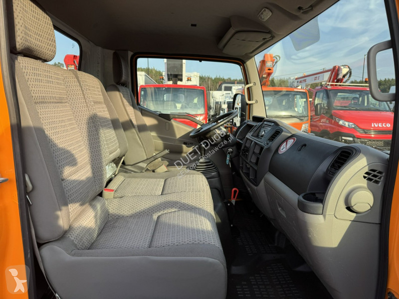 Furgoneta Nissan