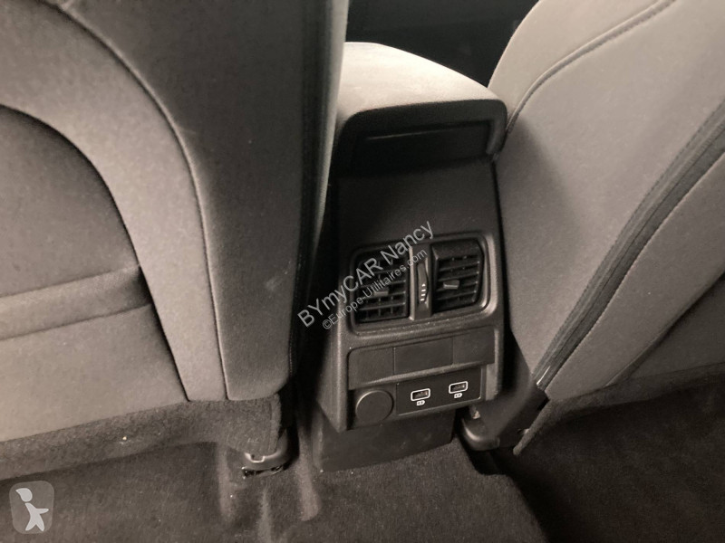 Autoutilitară Renault Arkana mild hybrid 140...