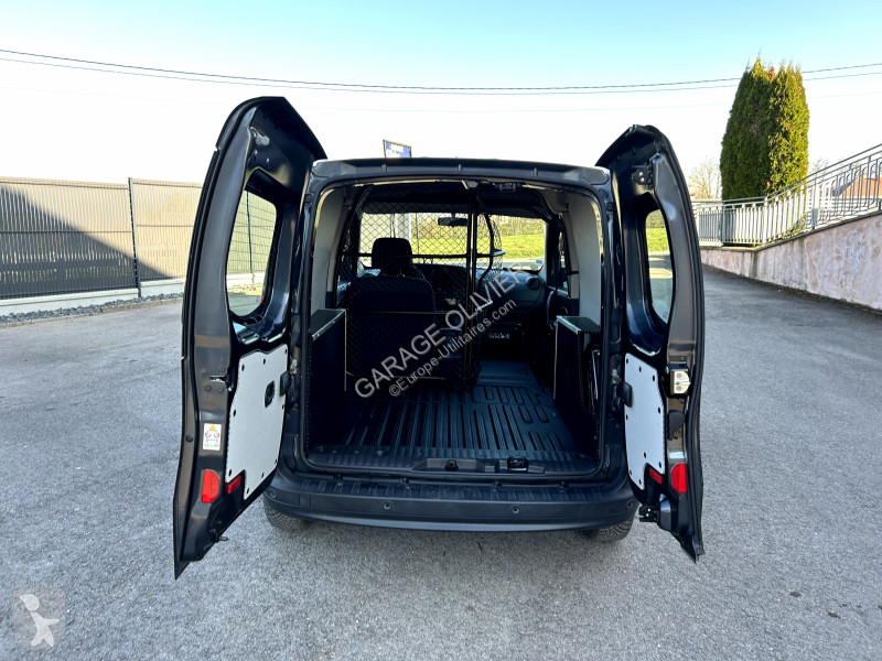 Véhicule utilitaire Mercedes Compact 109 1.5...