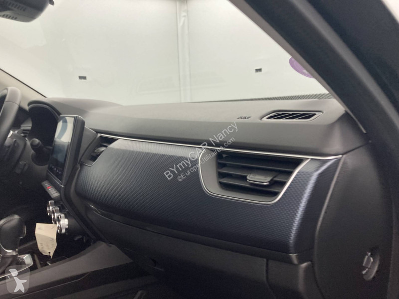 Autoutilitară Renault Arkana mild hybrid 140...