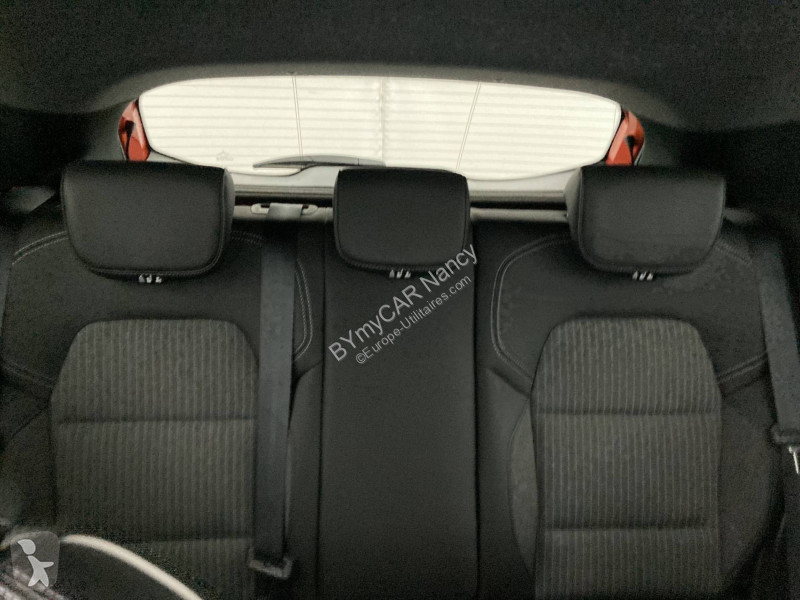 Autoutilitară Renault Clio E-Tech full hybrid 145