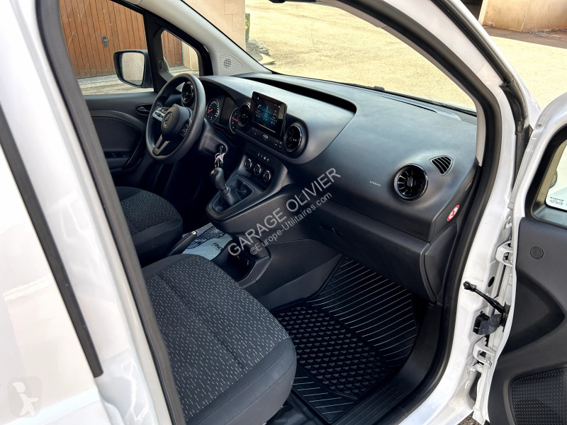 Užitkové vozidlo Mercedes Long 113 ESS 130CH First
