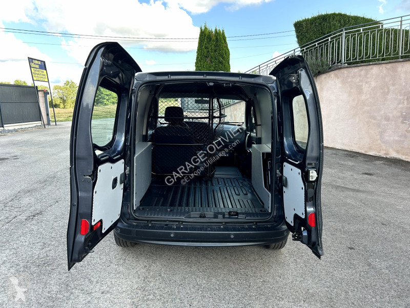 Véhicule utilitaire Mercedes Compact 109 1.5...
