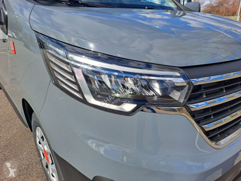 Veicolo commerciale Renault L2H1 3T BLUE DCI...