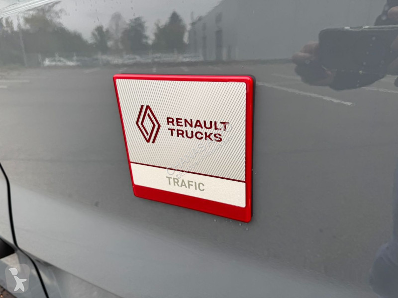 عربة نفعية Renault BLUE DCI 150 BVA9 GSR2 RED...