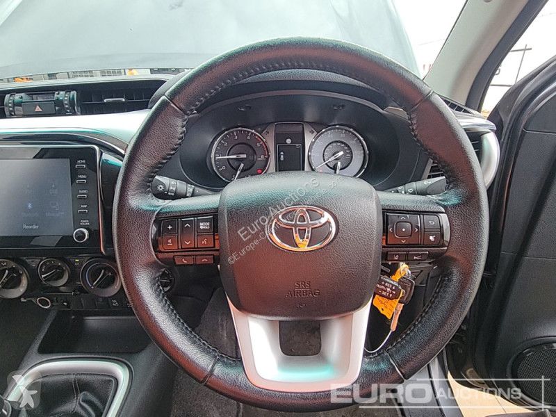 Furgoneta Toyota Hilux