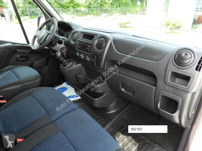 Furgoneta Renault MASTER FURGON BRYGADÓWKA 7...
