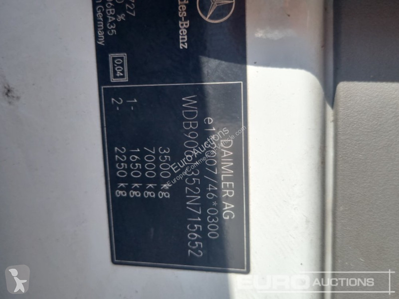 Véhicule utilitaire Mercedes 316